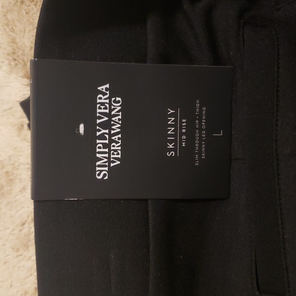 Simply Vera Wang black leggings - Picture 2 of 5